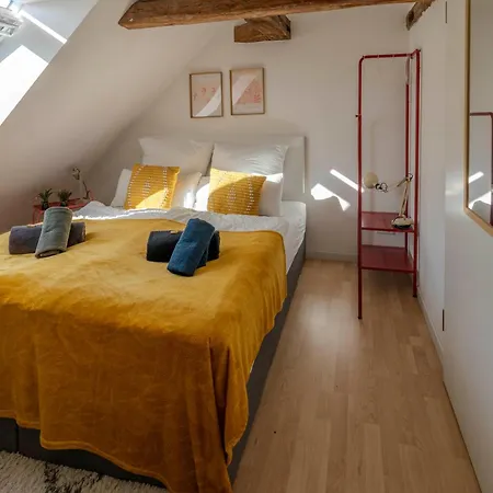 - 2ez 1dz - 2 Bäder - Ruhig Gelegen - Garten, Küche, Wlan, Parken, Self-check-in, Ventilator- Nahe Schwerin Unesco *