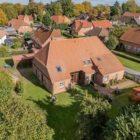 - 2ez 1dz - 2 Bäder - Ruhig Gelegen - Garten, Küche, Wlan, Parken, Self-check-in, Ventilator- Nahe Schwerin Unesco Picher